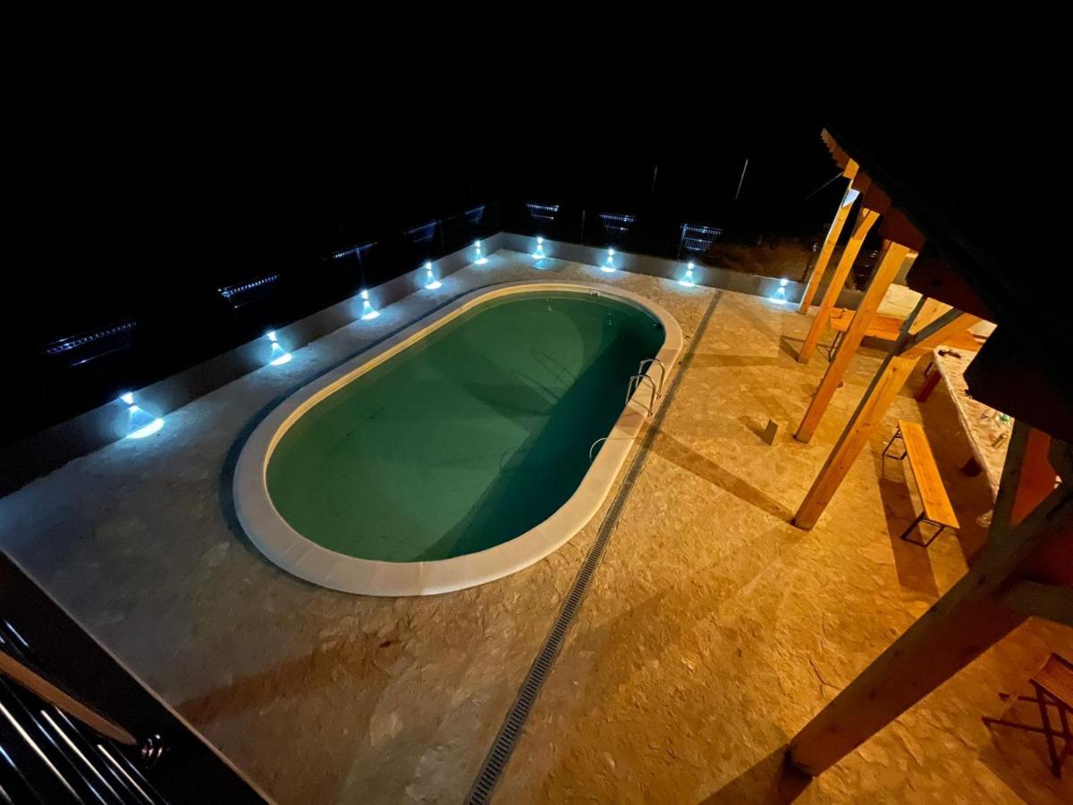 Villa Nesa - Beautiful Guest House At Continental Croatia With Outdoor Swimming Pool, Sauna And 3 Bedrooms Plaski Luaran gambar